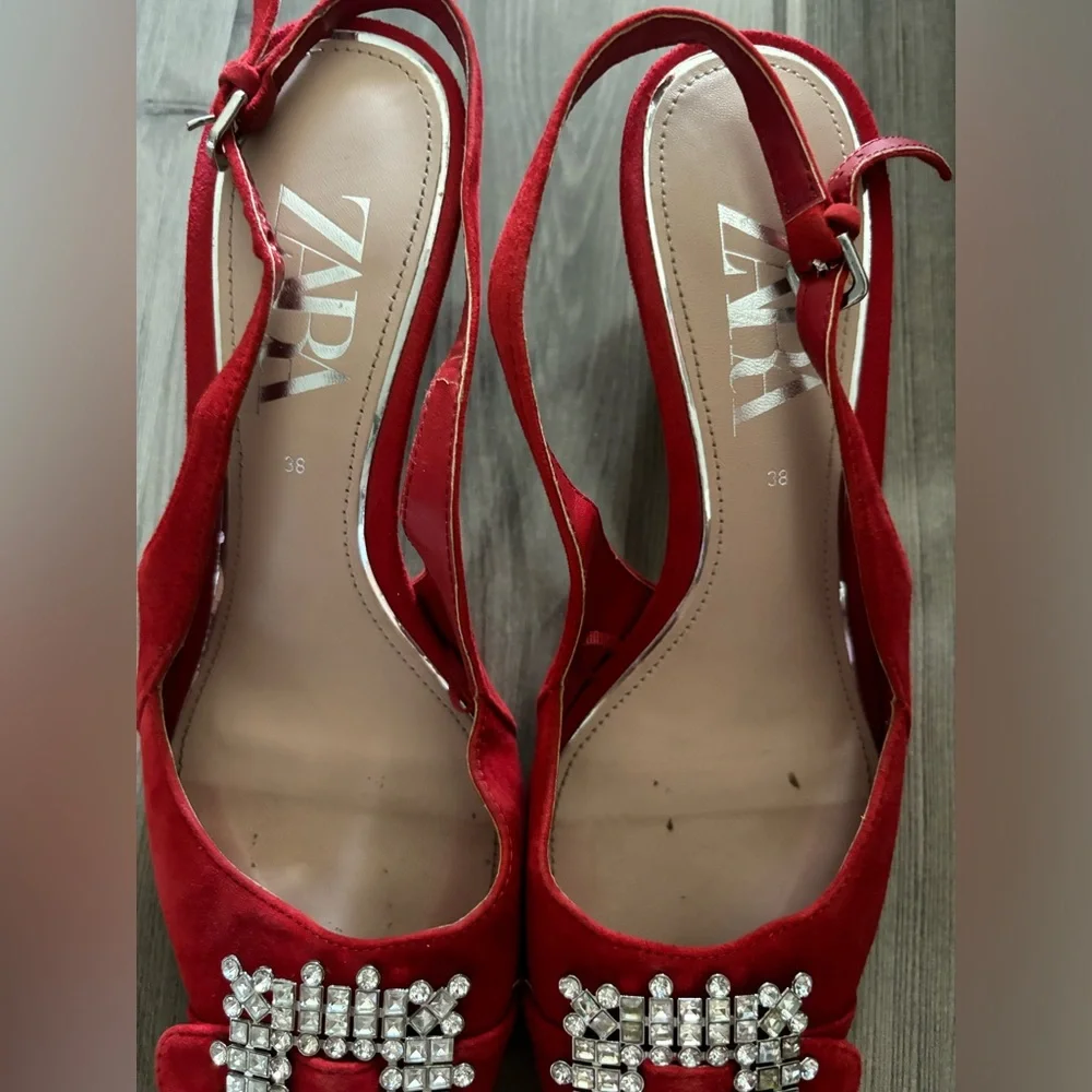 WORN TWICE - ZARA RED SPARKLE KITTEN HEEL - Picture 4 of 11